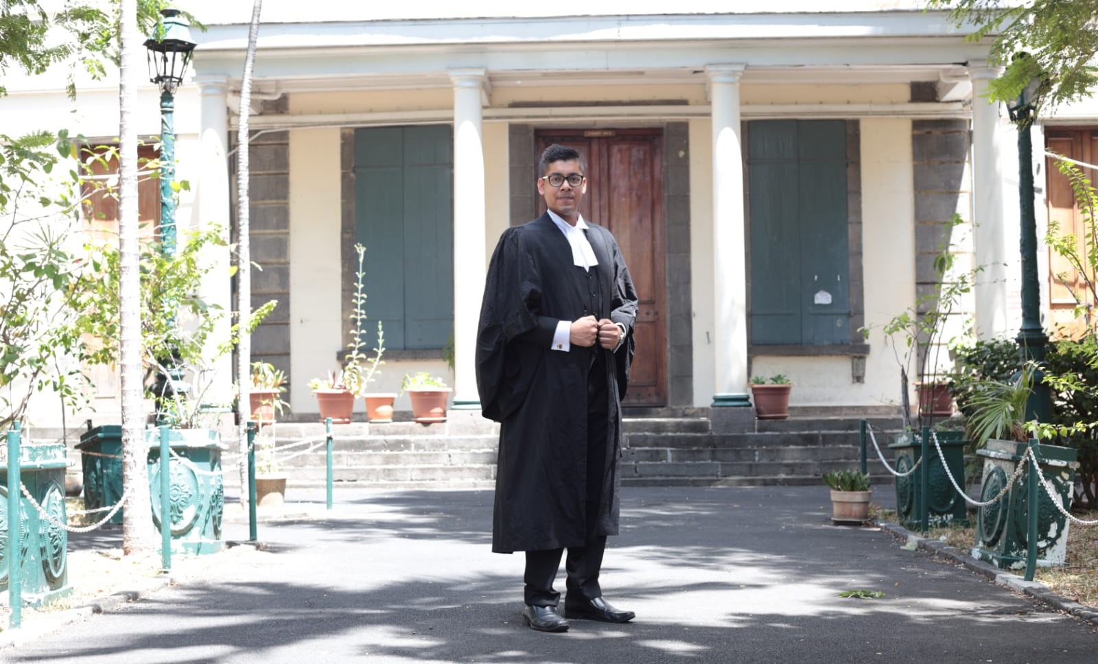 About Yuvir Bandhu Chambers
